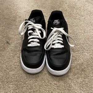 Black Nike Air Forces